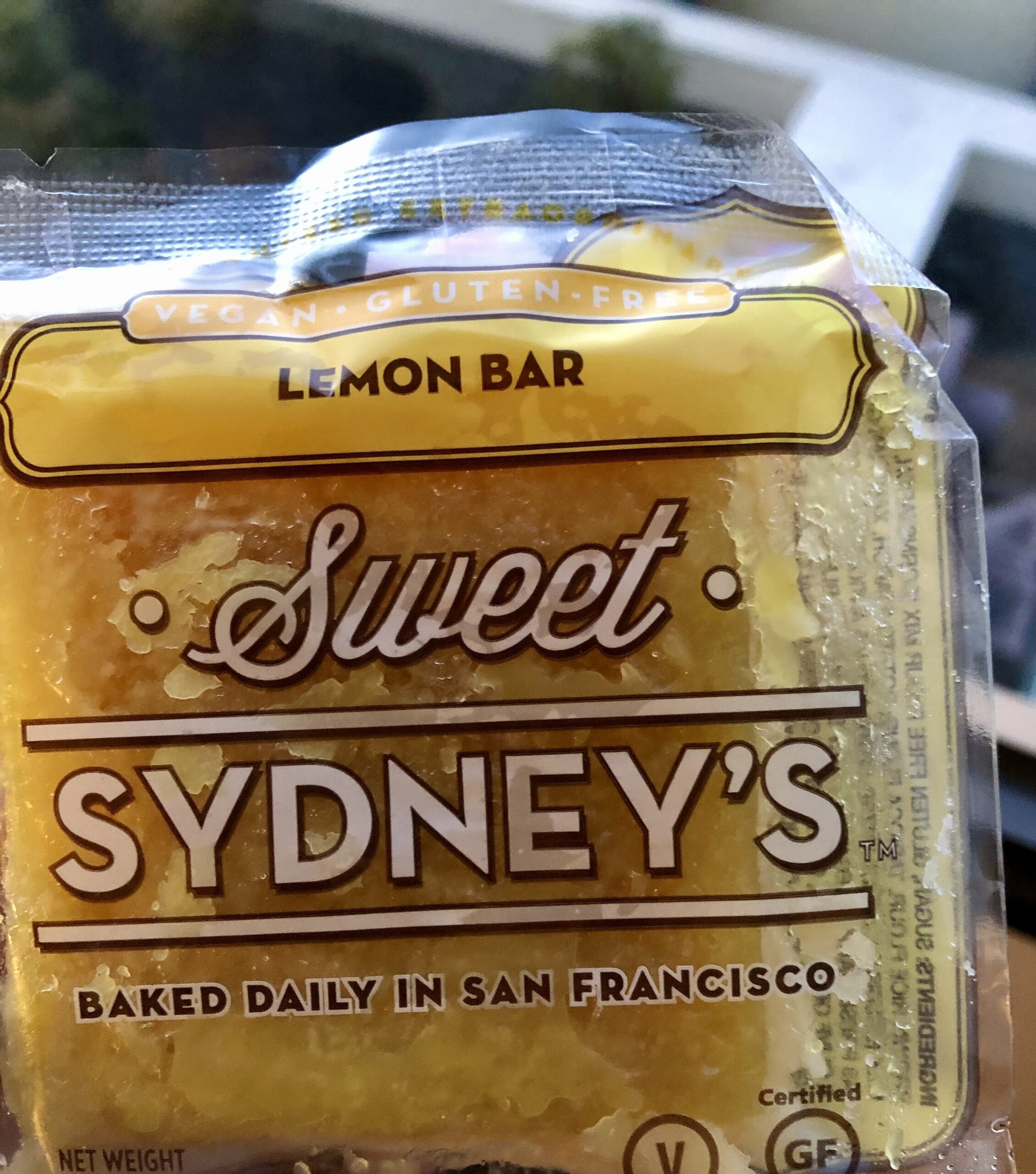 Sweet Sydney's gluten free lemon bar // Luke's Local