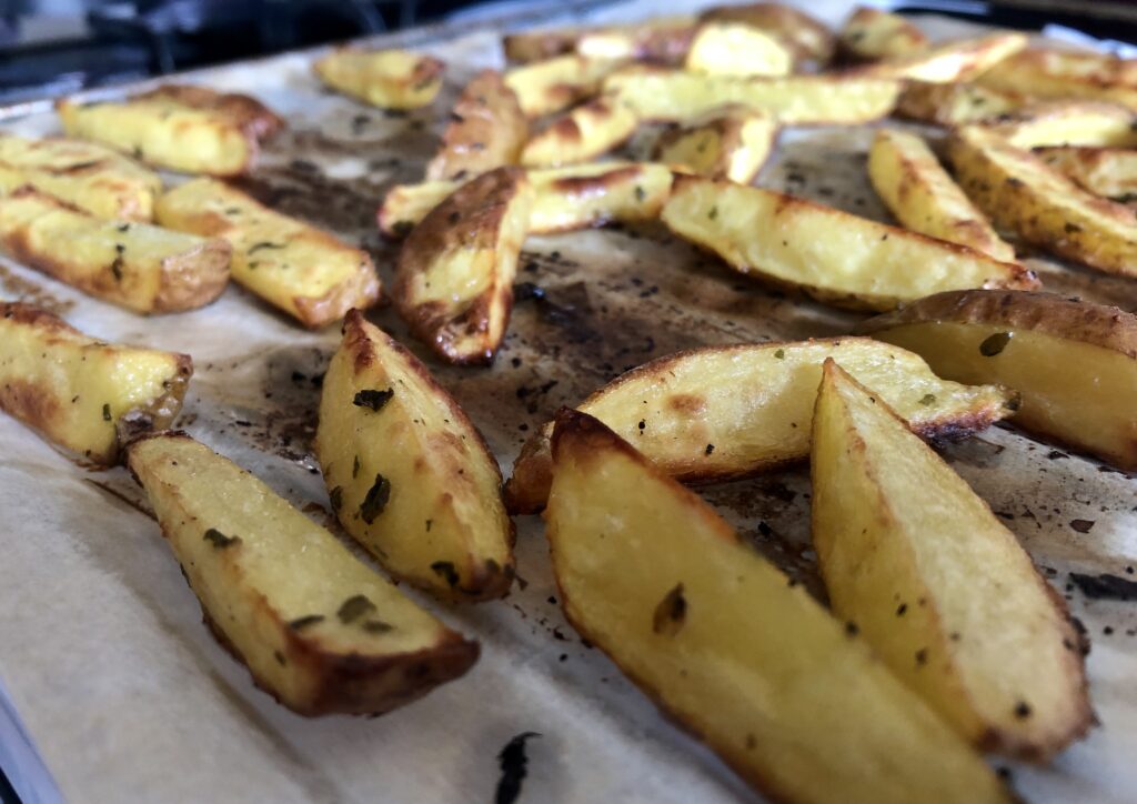 baked potatoes/fries